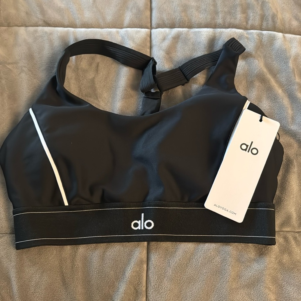 NWT Alo yoga airlift suit up bra large